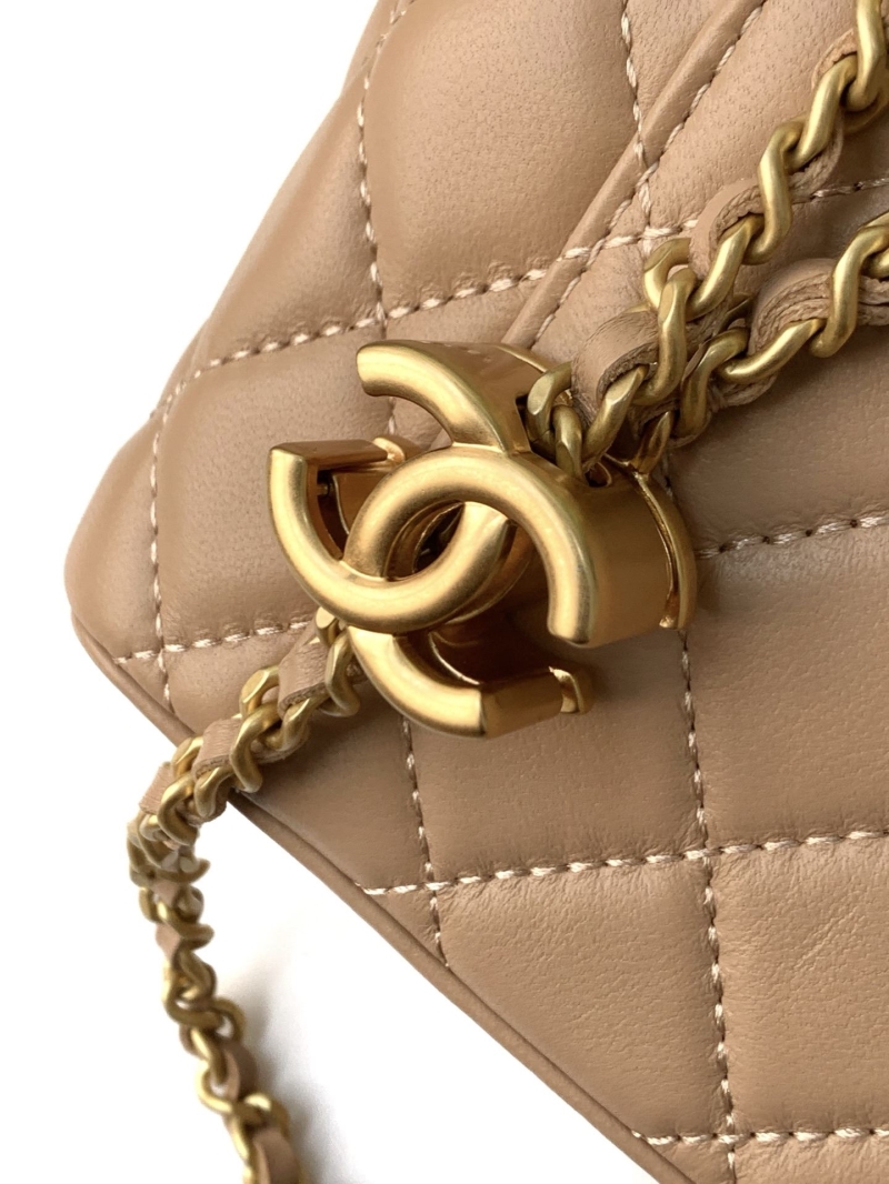 Ch**el cosmetic bags